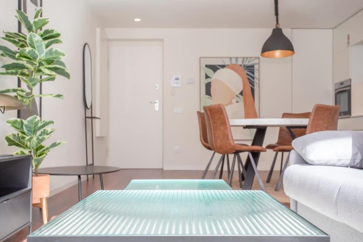 Liiiving In Porto - Luxury Gallery Apartments المظهر الخارجي الصورة
