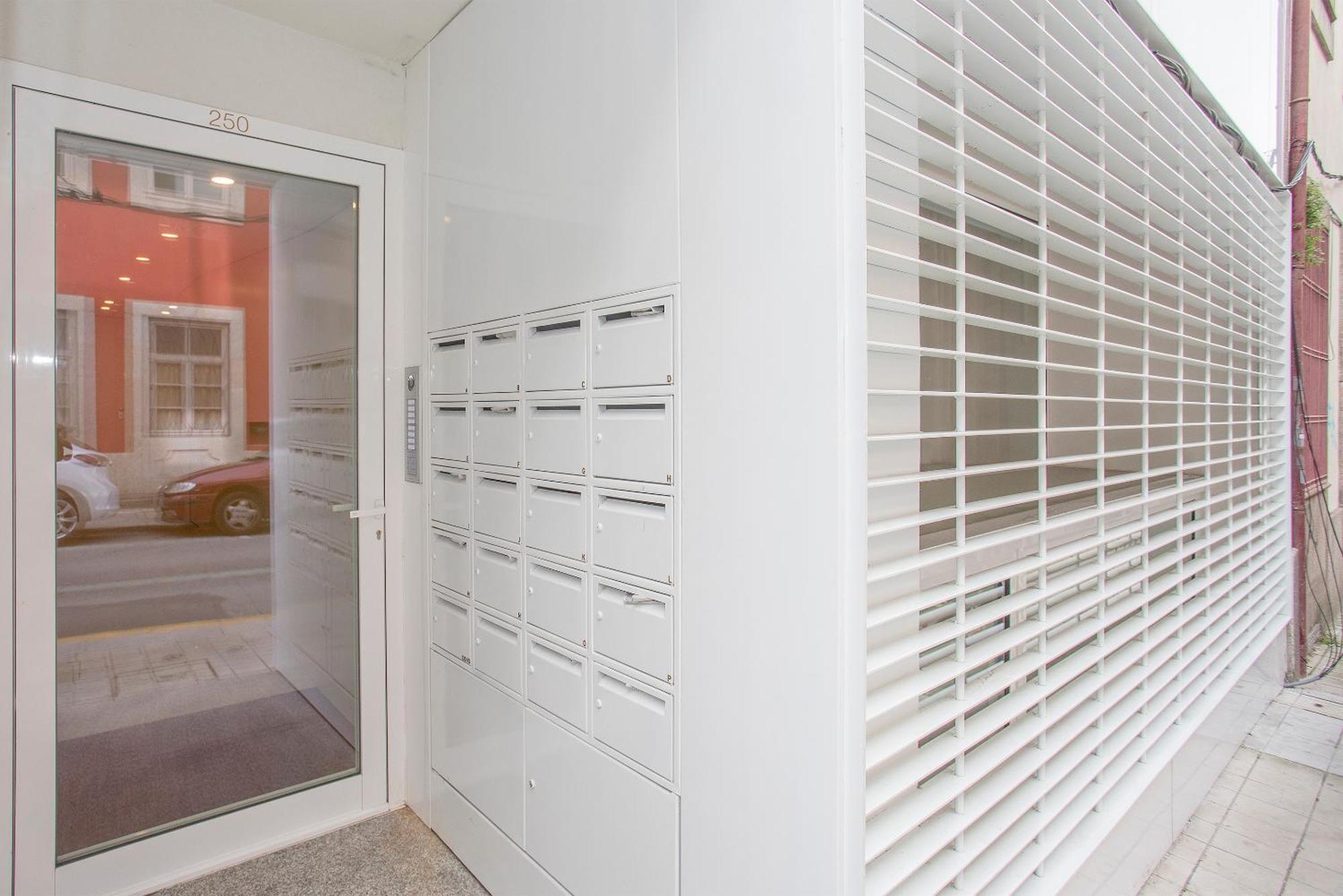 Liiiving In Porto - Luxury Gallery Apartments المظهر الخارجي الصورة